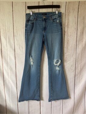 Grand Beach Club Distressed Flare Jeans Size 30/REG